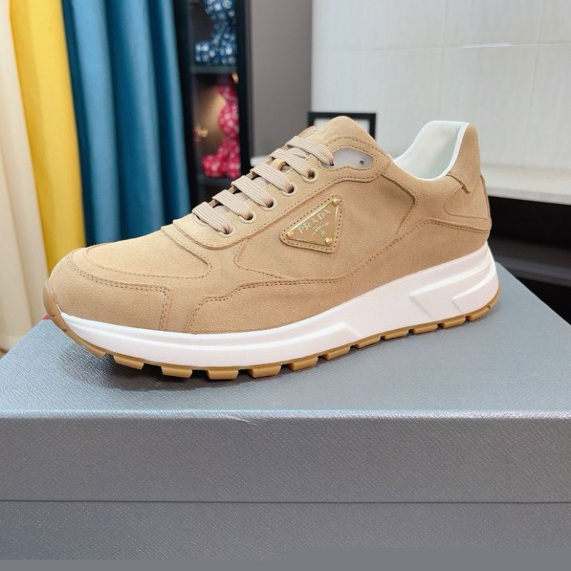 Pra*a casual shoes